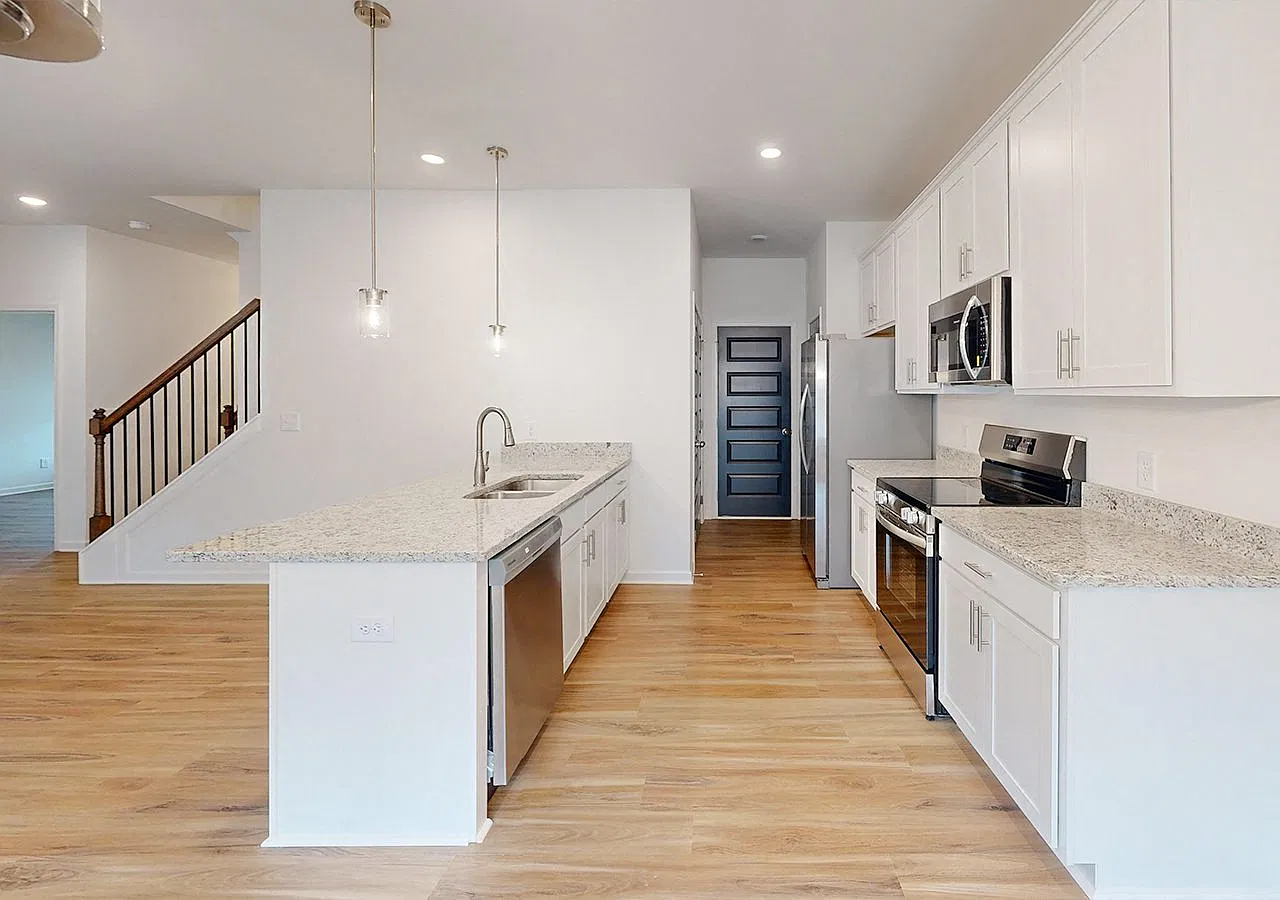 Quinn Residences at Dorchester Place — Photo 4