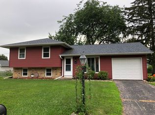 414 11th Ave S, Onalaska, WI 54650