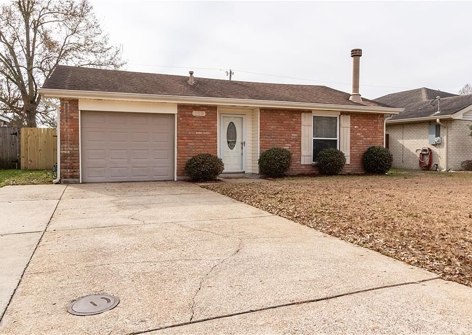 1st image of 153 Janet Dr