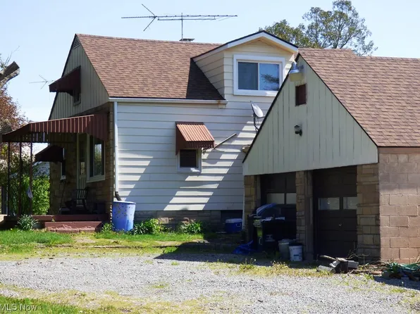 7424 Stoddard Hayes Rd, Farmdale, OH 44417