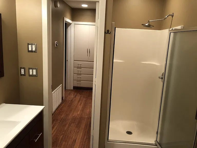 2257 S Florence Ave — Photo 22
