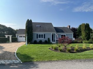 31 Pulpit Ln, Edgartown, MA 02539