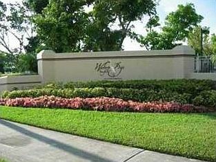 2nd image of 820 Cypress Park Way #H2