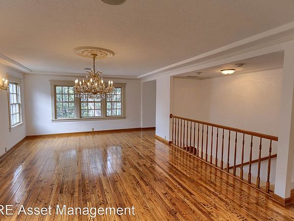 4th image of 470 San Benito Ave #Penthouse
