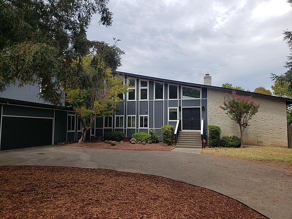 3rd image of 5109 Turnsberry Ct