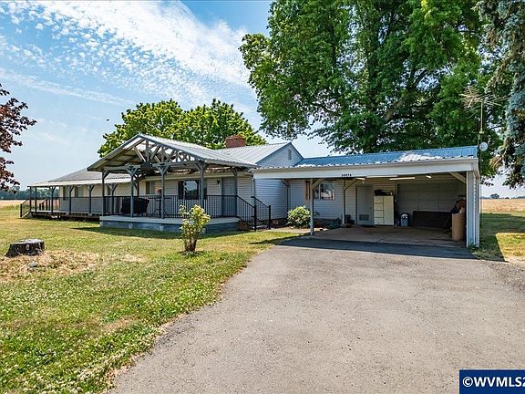 4th image of 34976 Kamph Dr