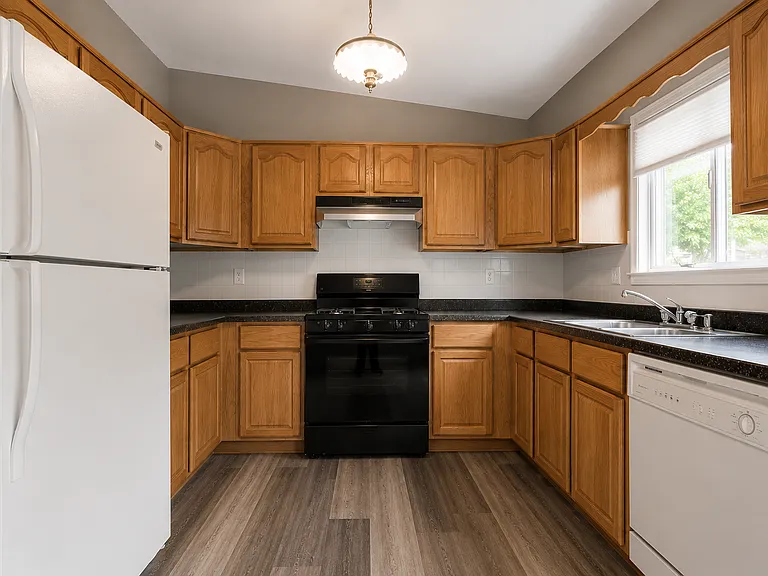 137 Lasalle Rd — Photo 5