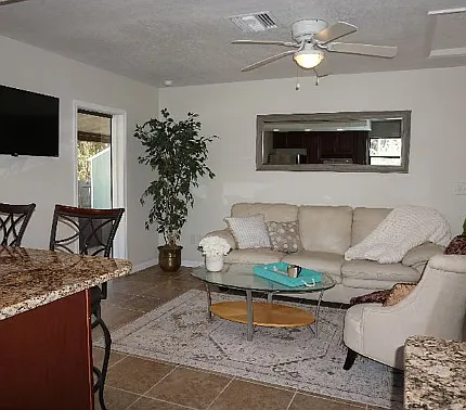 1 bed, 1.0 bath, $1,850 — Photo 3