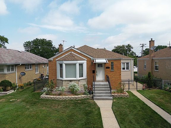 2nd image of 10020 Schiller Blvd