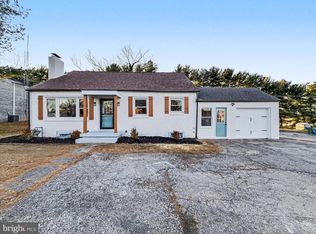 2196 S Queen St, York, PA 17402