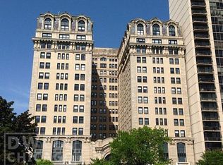 2350 N Lincoln Park W, Chicago, IL 60614