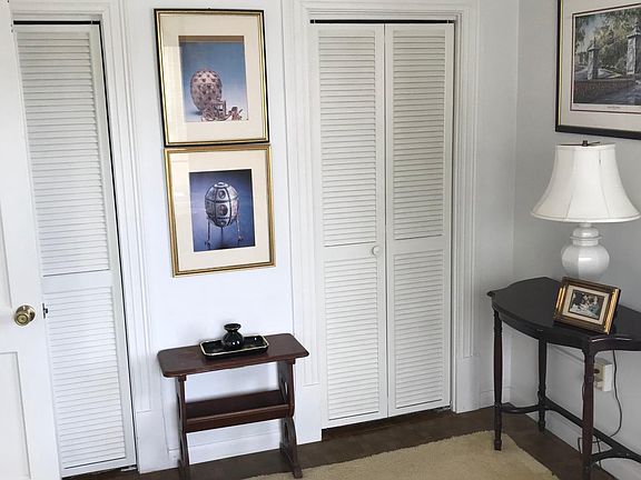 5th image of 622 S Haywood St APT 303