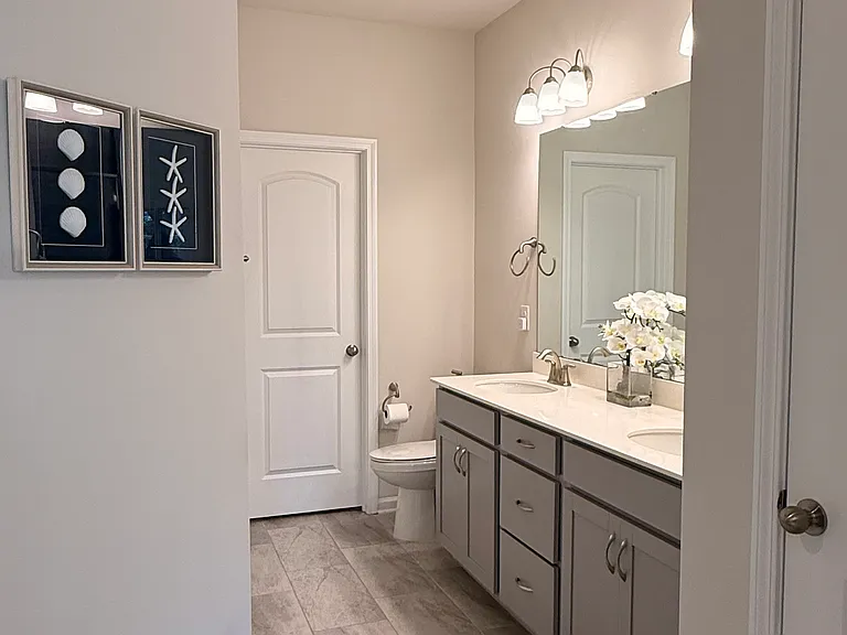 En Suite Bathroom - 1st Floor