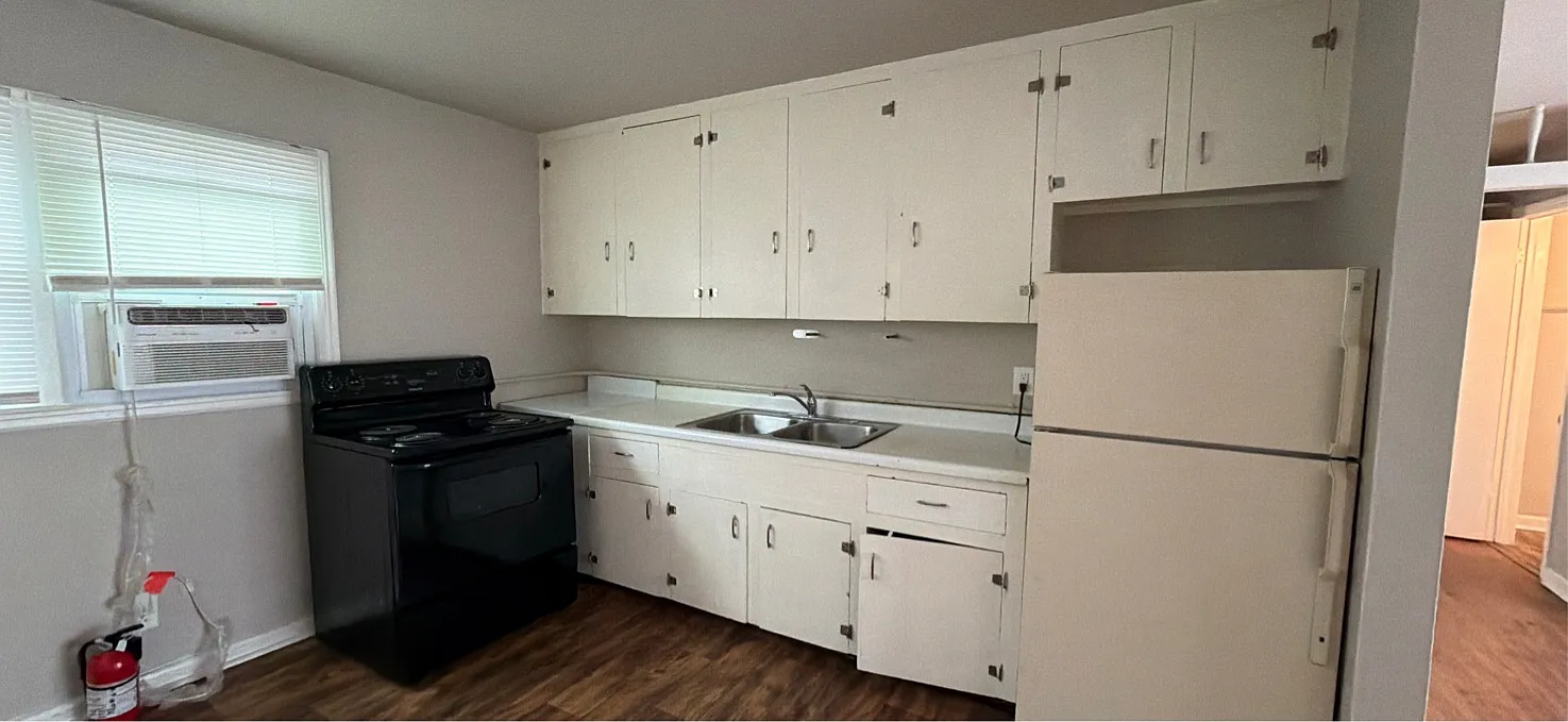 1605 Randolph Avenue Southeast - 11 — Photo 3