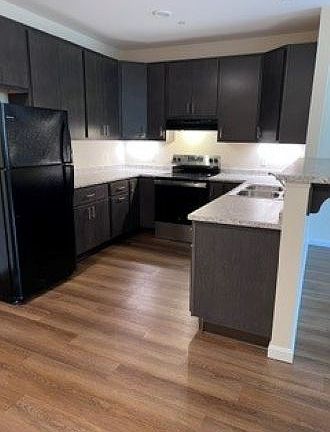 3rd image of 20 Congress St #201