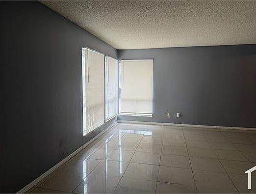 1st image of 41030 Alder Ave