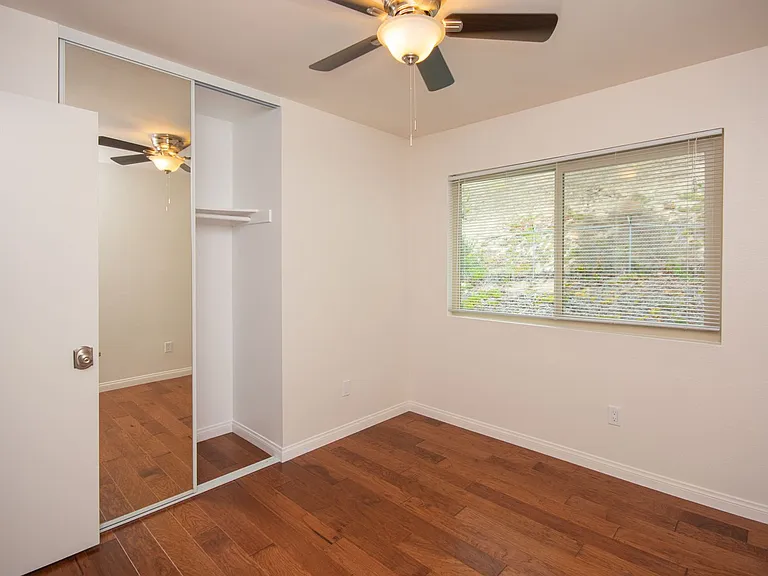 3706 Yale Dr — Photo 17