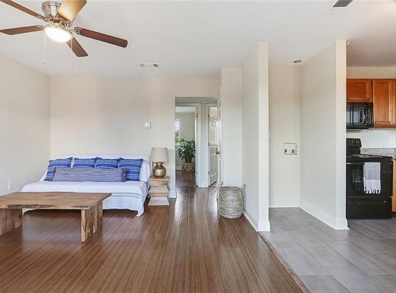3rd image of 2013 S Liberty St #1