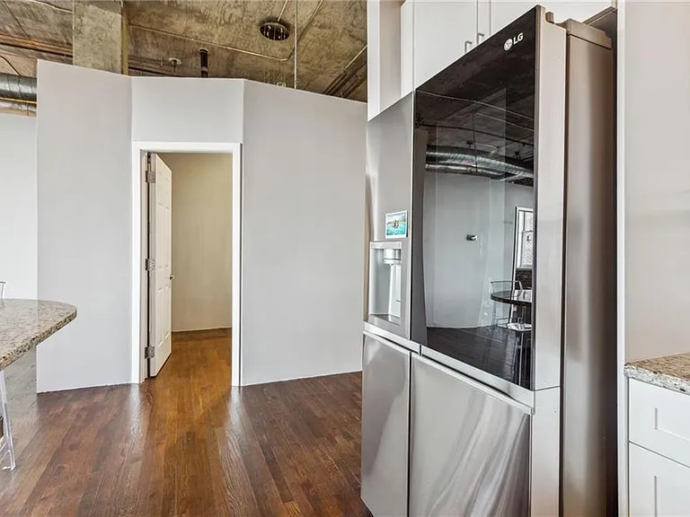 3235 Roswell Rd NE #821 — Photo 11