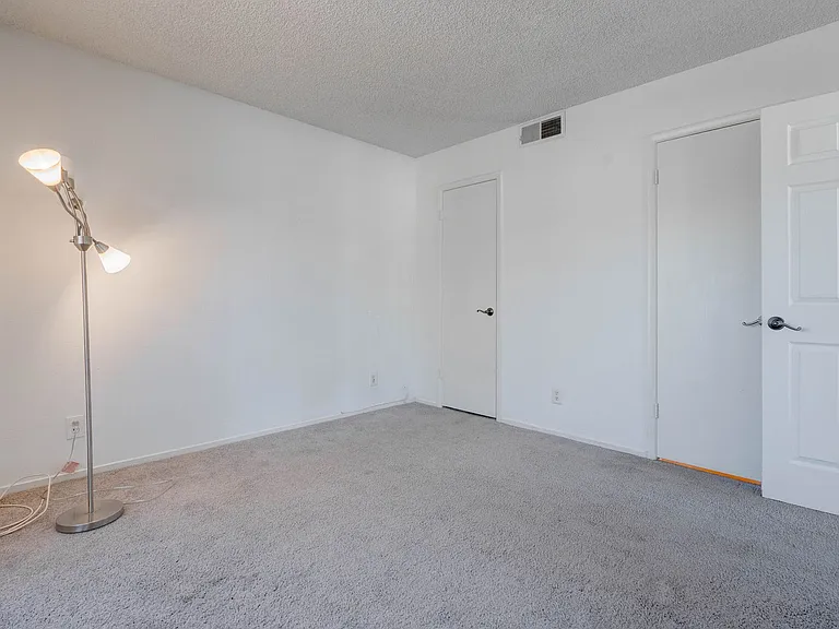 5519 Myron Cir — Photo 18
