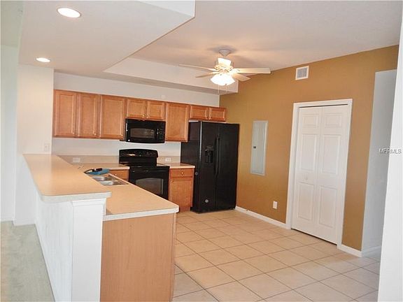2nd image of 900 E Marion Ave Unit 1204