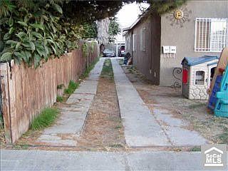 2nd image of 1360 E 62nd St