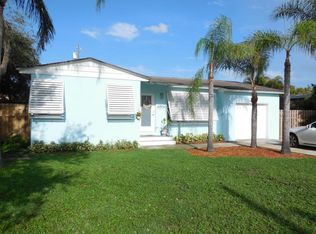 1411 N Palmway, Lake Worth, FL 33460