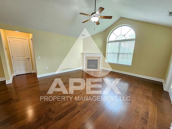4th image of 819 Pryse Farm Blvd