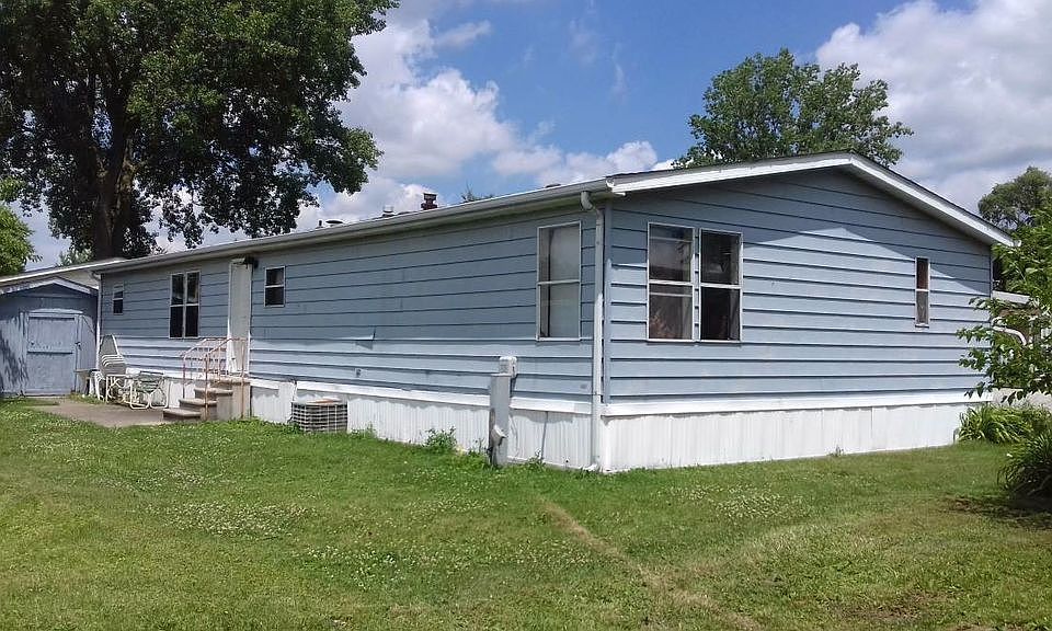 1st image of 8 Judith Ct