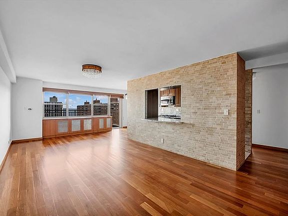 3rd image of 458 Neptune Ave APT 22P