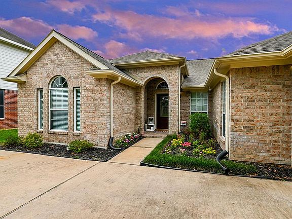 3rd image of 20518 Buckskin Trail Ct