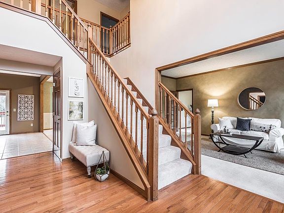 3rd image of 1276 Dobbins Dr