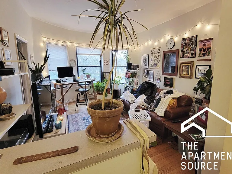 923 W Waveland Ave #2D — Photo 4