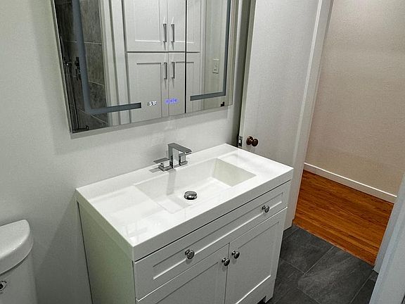 5th image of 3280 Vals Ln