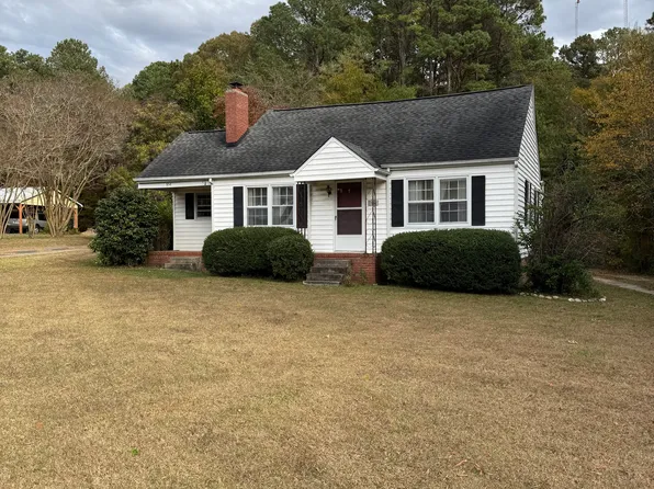 938 N Main St, Louisburg, NC 27549