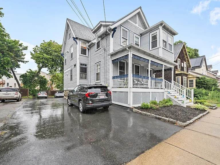 38 E Foster St #2 — Photo 2
