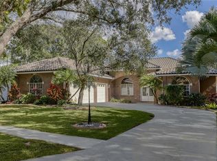 1485 Whisper Wind Ln, Oldsmar, FL 34677