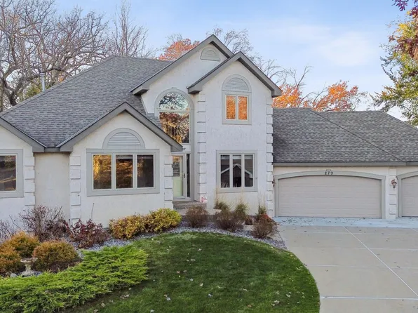279 Timberline Trl, Vadnais Heights, MN 55127