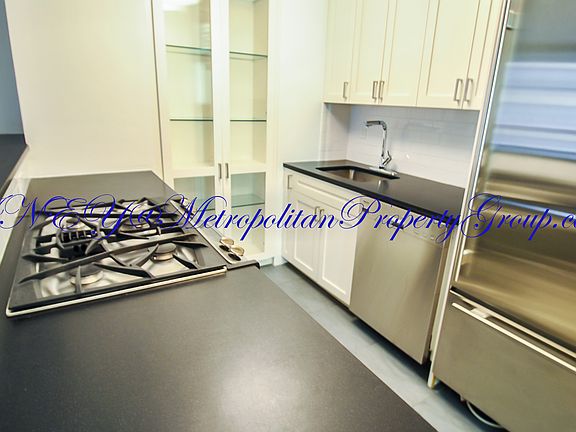 4th image of 120 W 23rd St #5AJN