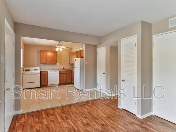 471 S Holmes Ave APT B, Saint Louis, MO 63122