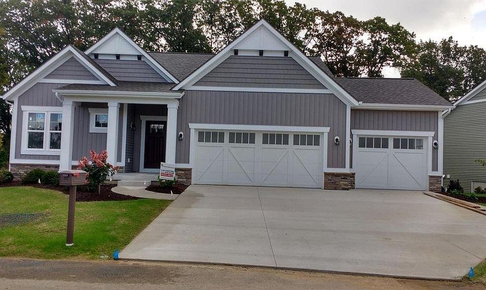 1st image of 4454 Keena Ct NE