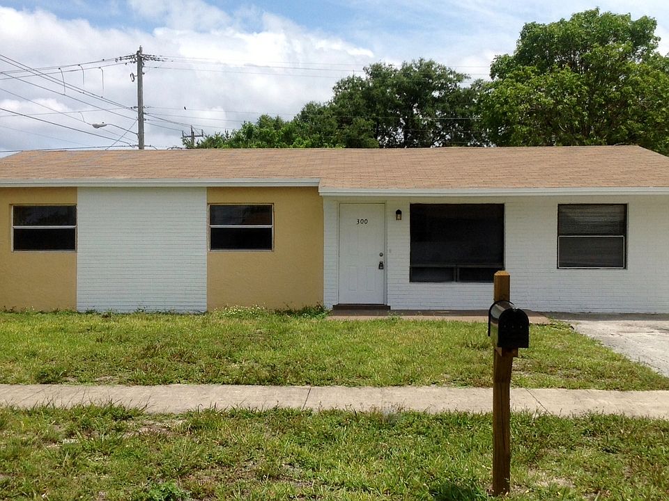 1st image of 300 NW 2nd Ct