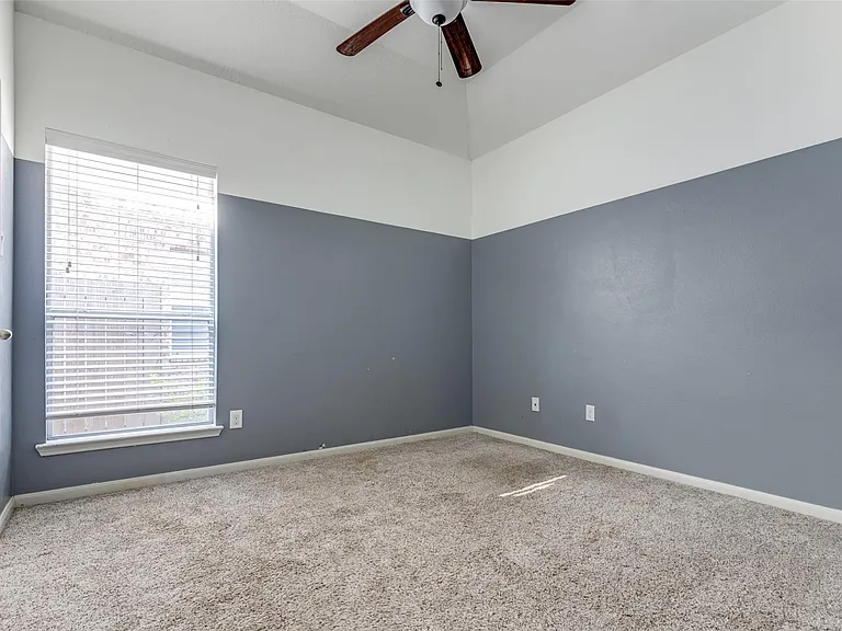 24915 Garnet Shadow Ln — Photo 4