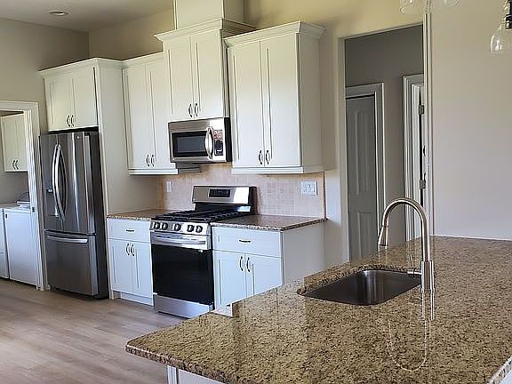2nd image of 9109 S Deer Park Dr