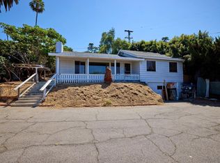1250 Tower Dr, Vista, CA 92083