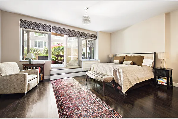 Sold by Stribling | media 37