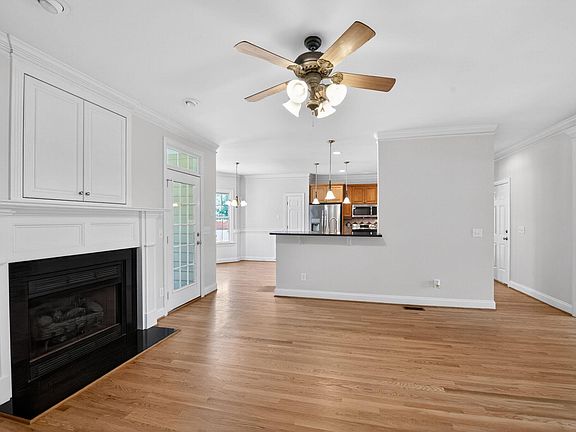 5th image of 8725 Oregon Inlet Ct