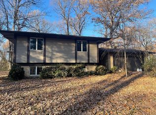 8561 State Route 143, Edwardsville, IL 62025