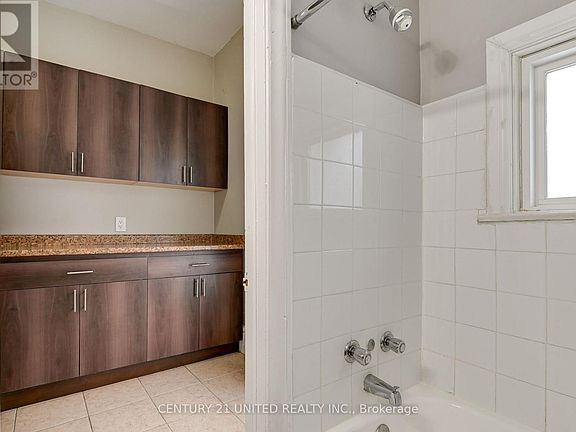 5th image of 337 Boler Rd #2