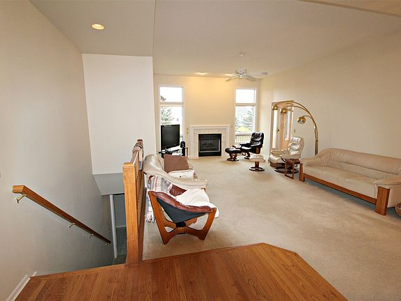 4th image of 5457 Wyndemere Sq